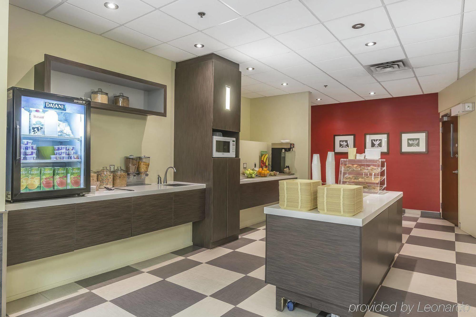 Quality Hotel & Conference Centre Campbellton Exterior photo